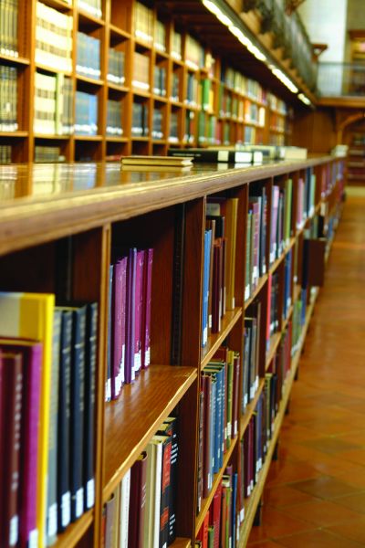 Short essay on library and its uses